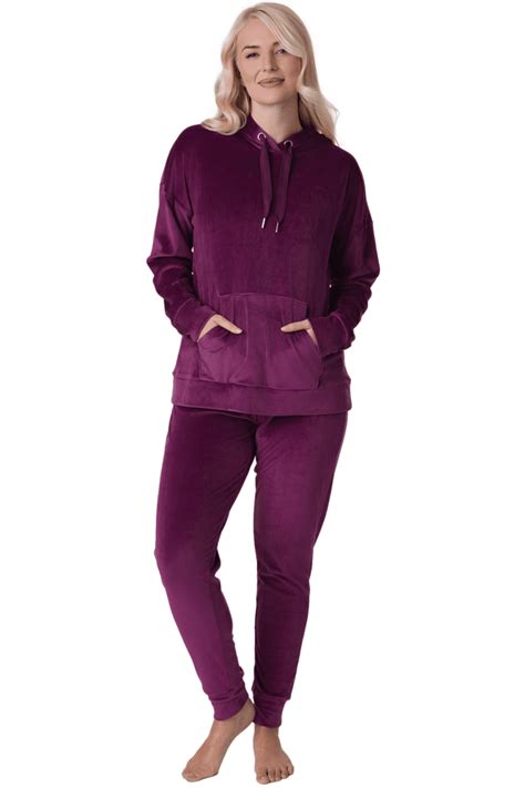 Camille Womens Supersoft Velour Loungewear Pyjama Set Burgundy Camille From Camille Lingerie Uk
