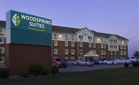 Louisville, Kentucky Extended-Stay Hotels | WoodSpring Suites