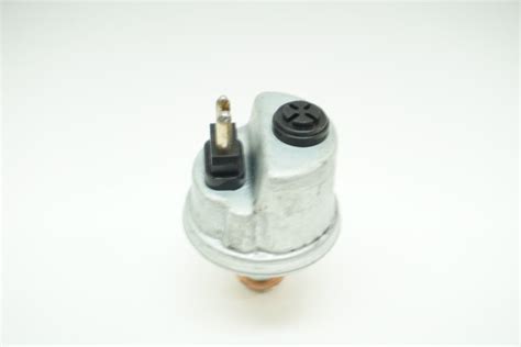 Mercedes Oil Pressure Switch On Oil Filter Housing Meyle 009 542 08 17