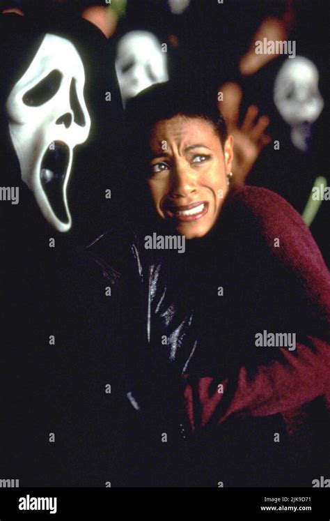 Jada pinkett 1990 hi-res stock photography and images - Alamy