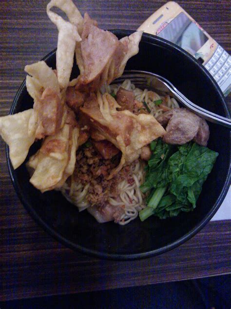 Delightfultummy HOT CUI MIE By GLORIA Malang