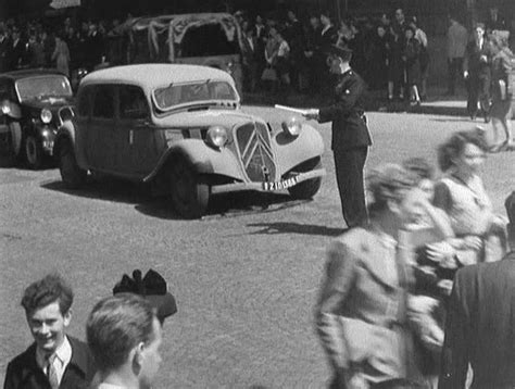 IMCDb org 1938 Citroën 11 B Familiale 8 9 Places Traction in 8 mai