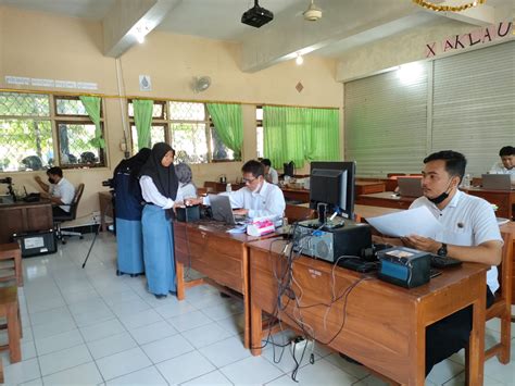 Dukcapil Perekaman Ktp Dua Hari Berturut Turut Di Smkn Pengasih