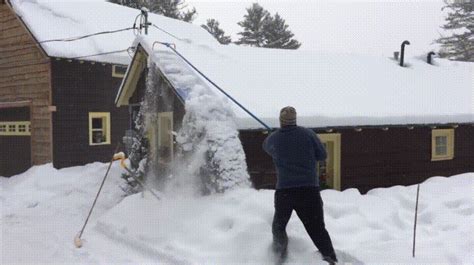 Avalanche roof rake : r/oddlysatisfying