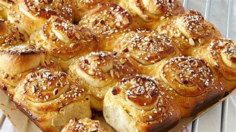 Vaniljbullar i långpanna recept Allt om Mat Fika Pretzel Bites