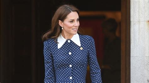 FEMME ACTUELLE Kate Middleton Renversante Dans Une De Ses Robes