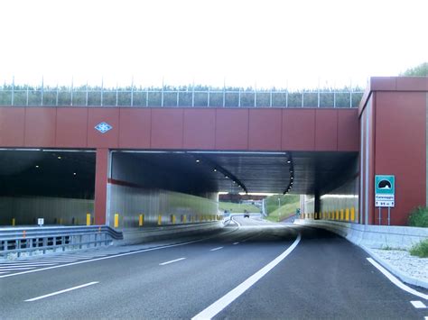 Caravaggio Tunnel Vedelago 2021 Structurae