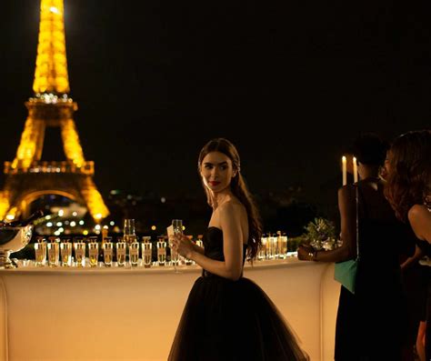 Apr S Sex And The City Emily In Paris