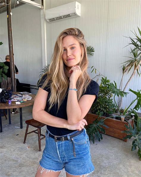 Bar Refaeli Biography 26 Photos Age Height Real Name Instagram