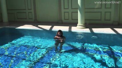 Sexy Russian Milf Kalisy Masturbating By The Pool