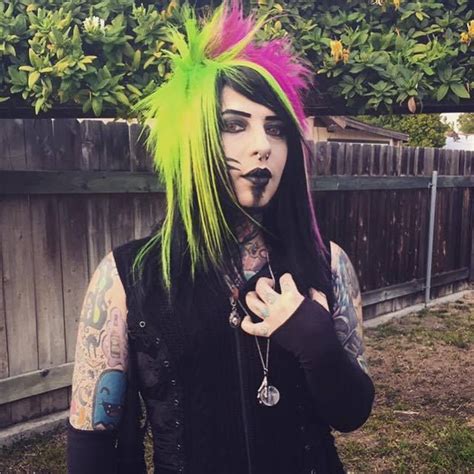 Pin On Dahvie Vanity