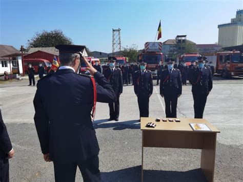 FOTO Șase ofițeri și subofițeri din cadrul ISU Alba au fost înaintați