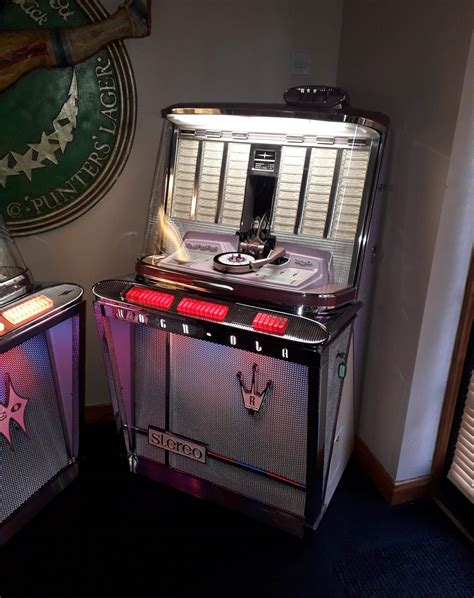 Beautiful Restored 1962 Rock Ola Empress 120 Jukebox