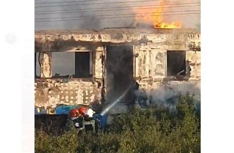 Video Incendiu La Un Tren De C L Tori N Bihor C L Torii S Au