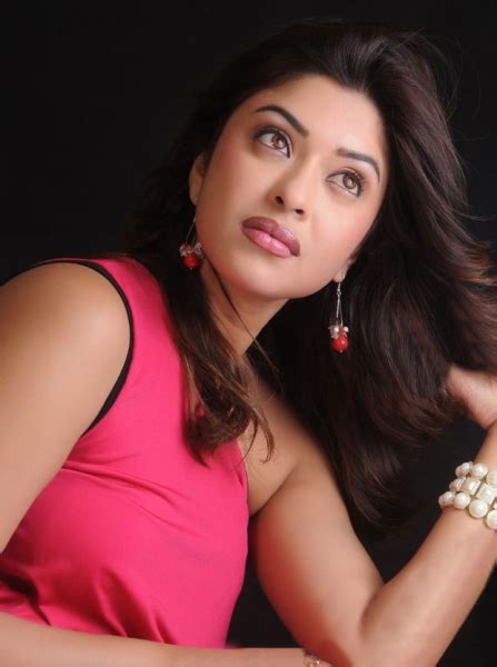 Hotactress Payal Ghosh Hot