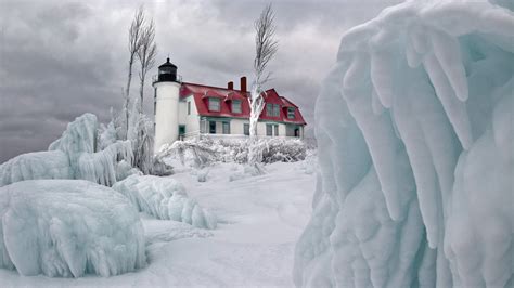 Free Winter Lighthouse Wallpaper - WallpaperSafari