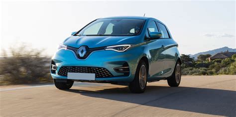 New Renault Zoe Review | carwow