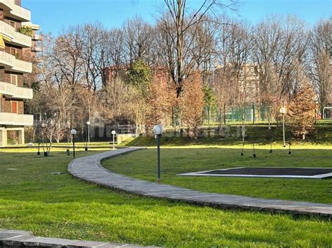 Vendita Appartamento San Donato Milanese Quadrilocale In Via John