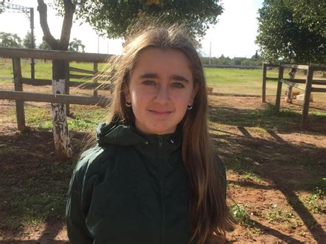 La niña prodigio de Sevilla 12 años 4 idiomas y campeona del mundo de