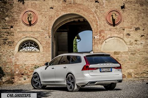 Volvo V90 T8 R Design Dottor Jekyll Mr Hide Review