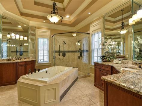 Michael Oher purchases Brentwood home for $1.3M | Bathroom design ...