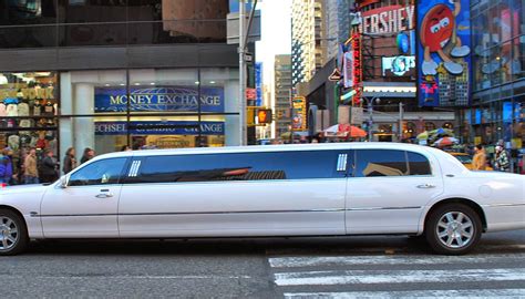 Top Benefits Of Airport Limousine Services Union Limousine Bcrelx