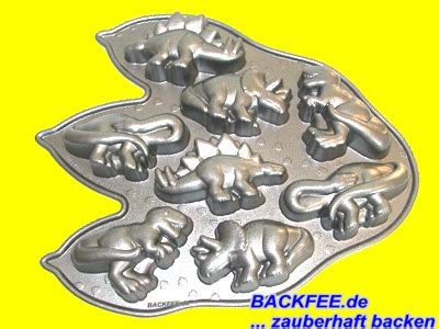 Dinosaurier Backform 8 Teilig Von Nordic Ware Backfee De