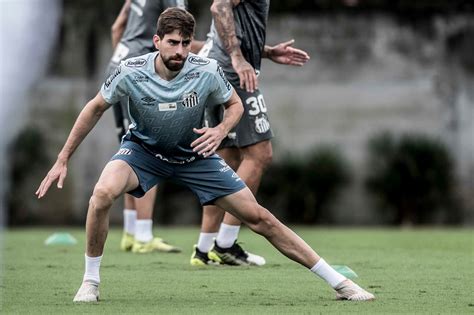 Santos Negocia Acordo Club Brugge Para Quitar D Vida Por Luan Peres