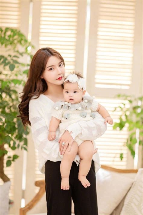 Mới bỏ chồng được vài tháng hot girl mặt nhựa tái hôn lần tuyên bố không hợp người này thì