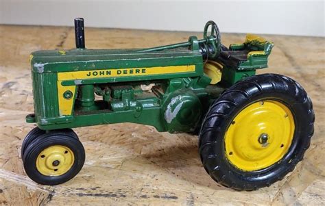 JOHN DEERE DIECAST TRACTOR FARM TOY | Live and Online Auctions on HiBid.com