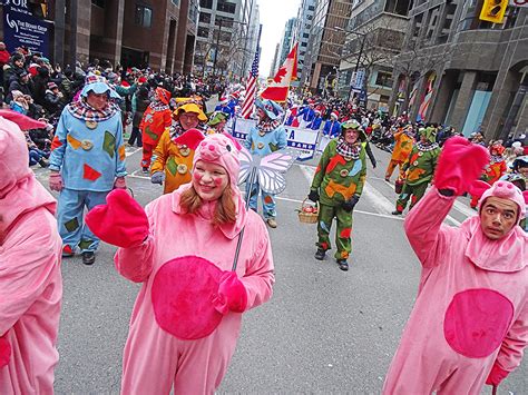 Toronto City Life » santa claus parade