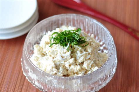 料理がおっくうなときに！ 「混ぜるだけの豆腐の和え物」 E・レシピ 11ページ