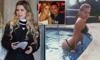 Bikini Model Get No Jail After She Stole Victims Ids Daily Mail Online