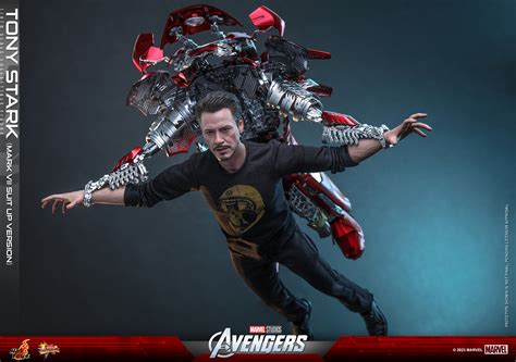 Hot Toys The Avengers Th Scale Tony Stark Mark VII Suit Up Version Collectible Fig