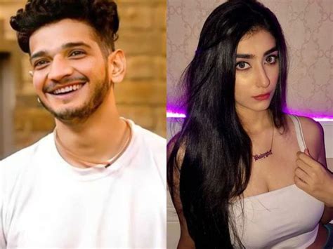 Munawar Faruqui Opens Up On Her Girlfriend Nazil Reveals Why He Remain Tight Lipped In Show