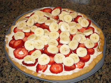 Kellys Recipes Strawberry Banana Pizza