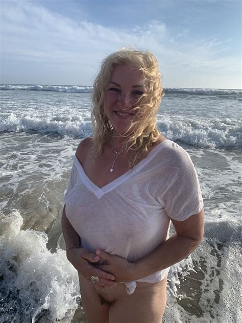 Naked Beach Blonde Cougar Porn Pictures XXX Photos Sex Images 3771919 PICTOA