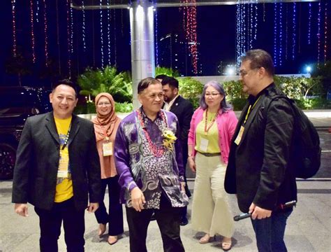 Yang Berhormat Datuk Dr Haji Mohd Ariffin Bin Datuk Haji Mohd Arif