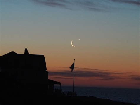 Lunar Occultation of Venus - Sky & Telescope - Sky & Telescope