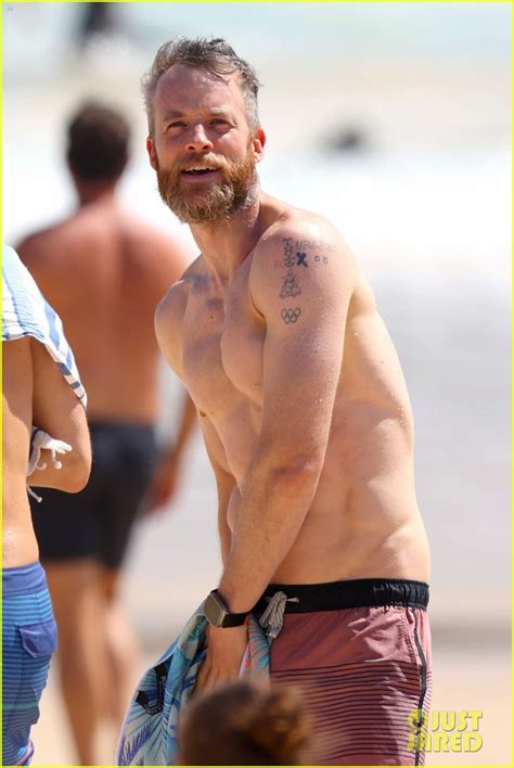 Photo Hamish Blake Shirtless Beach Day Photo Just Jared