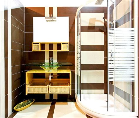 Душевая кабинка в маленькой ванной: 75 фото идей дизайна deezme.ru