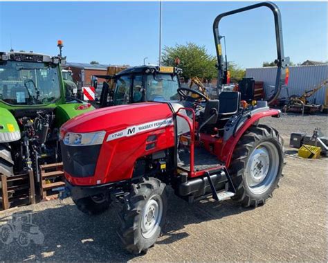 Massey Ferguson 1735m 1740m 1750m 1755m 1760m Compact Tractors 1700 Series Service Repair