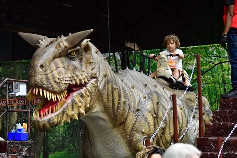 Jurassic Quest Dinosaur Experience Is Coming To Ford Park