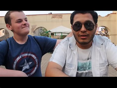 Juegos sexuales de hombres blancos y latinas en público XVIDEOS