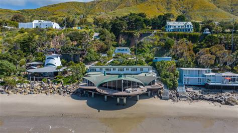 Famous Wave House In Malibu California Sold Modesto Bee