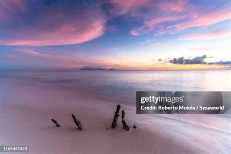 499 Barbados Beach Sunset Stock Photos, High-Res Pictures, and Images - Getty Images