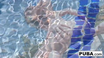 Hot Brunette Fucks Herself XNXX