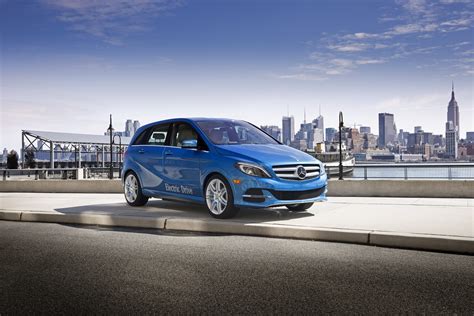 2014 Mercedes Benz B Class Ev Debuts At New York Show Autoevolution