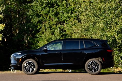 2025 Buick Enclave First Drive Review: Made for Road Trips