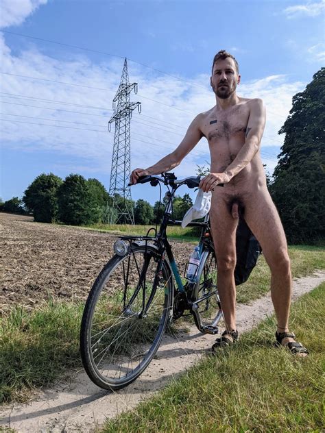 Outdoor Nude Men Dick Flash Pics Real Amateurs From Google Tumblr Pinterest Facebook